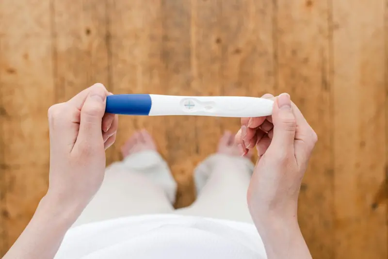 Pozitif gebelik testi ve klinik takip